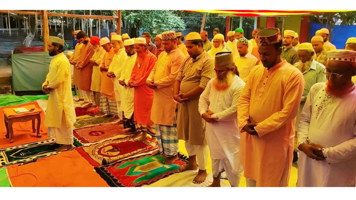 গৌরীপুর নুরমহল সুরেশ্বর দরবার শরীফে ঈদুল আজহা উদযাপন গৌরীপুর নুরমহল সুরেশ্বর দরবার শরীফে ঈদুল আজহা উদযাপন