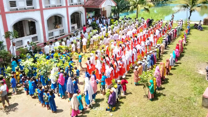 ঈশ্বরগঞ্জে খালেদা জিয়ার জন্মদিনে বৃক্ষরোপণ ও চারা বিতরণ ঈশ্বরগঞ্জে খালেদা জিয়ার জন্মদিনে বৃক্ষরোপণ ও চারা বিতরণ