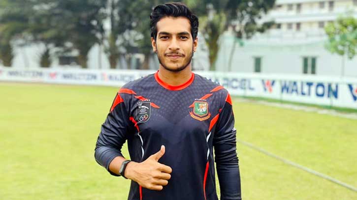 জাতীয় দলে ডাক পেলেন বাঁহাতি পেসার মৃত্যুঞ্জয় জাতীয় দলে ডাক পেলেন বাঁহাতি পেসার মৃত্যুঞ্জয়