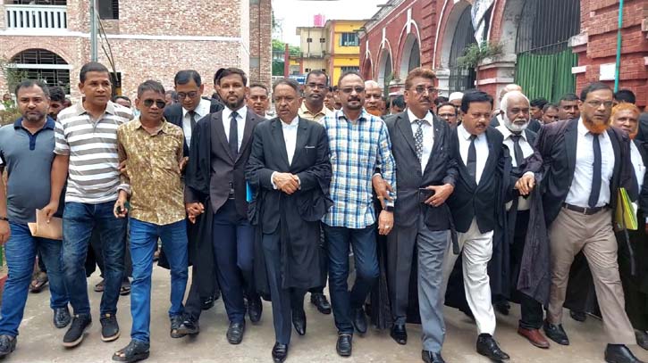 ময়মনসিংহে হাসিনাসহ ১১১ জনের বিরুদ্ধে হত্যা মামলার আবেদন ময়মনসিংহে হাসিনাসহ ১১১ জনের বিরুদ্ধে হত্যা মামলার আবেদন