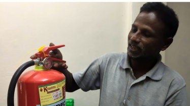 গৌরীপুরে ভুয়া ফায়ার এক্সিটিং বিক্রির অভিযোগ!