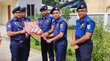 রুহিয়া থানা পরিদর্শন করলেন পুলিশ সুপার