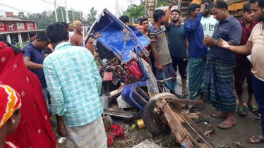 কালুখালীতে ত্রিমুখী সংঘর্ষে একই পরিবারের ৫ জন-সহ নিহত ৬