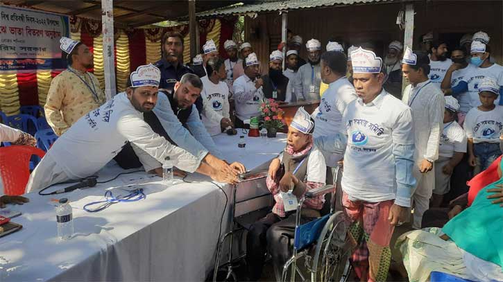 এনায়েতপুরে প্রতিবন্ধী দিবসে প্রচেষ্টার র‌্যালি