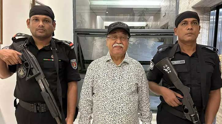 সাবেক শিল্পমন্ত্রী হুমায়ূন গ্রেপ্তার সাবেক শিল্পমন্ত্রী হুমায়ূন গ্রেপ্তার