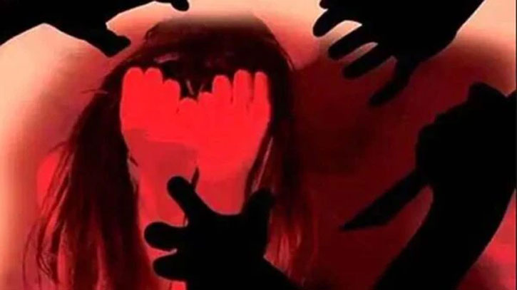 বাংলাদেশি ছাত্রীকে ধর্ষণের অভিযোগ অধ্যাপকের বিরুদ্ধে বাংলাদেশি ছাত্রীকে ধর্ষণের অভিযোগ অধ্যাপকের বিরুদ্ধে