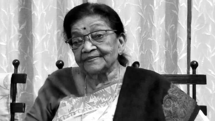 প্রয়াত রবীন্দ্রসঙ্গীত শিল্পী সুমিত্রা সেন প্রয়াত রবীন্দ্রসঙ্গীত শিল্পী সুমিত্রা সেন
