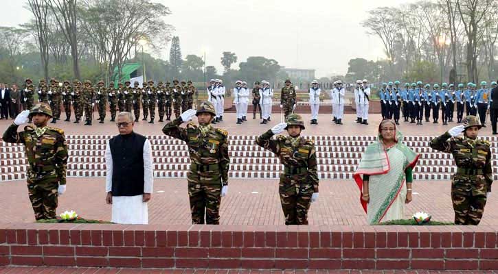 জাতীয় স্মৃতিসৌধে রাষ্ট্রপতি ও প্রধানমন্ত্রীর শ্রদ্ধা জাতীয় স্মৃতিসৌধে রাষ্ট্রপতি ও প্রধানমন্ত্রীর শ্রদ্ধা