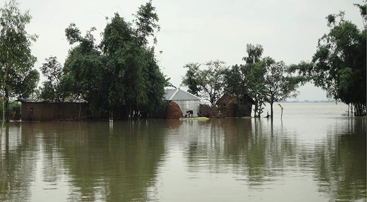 ধরলায় পানি বেড়েছে, কমেছে তিস্তায় ধরলায় পানি বেড়েছে, কমেছে তিস্তায়